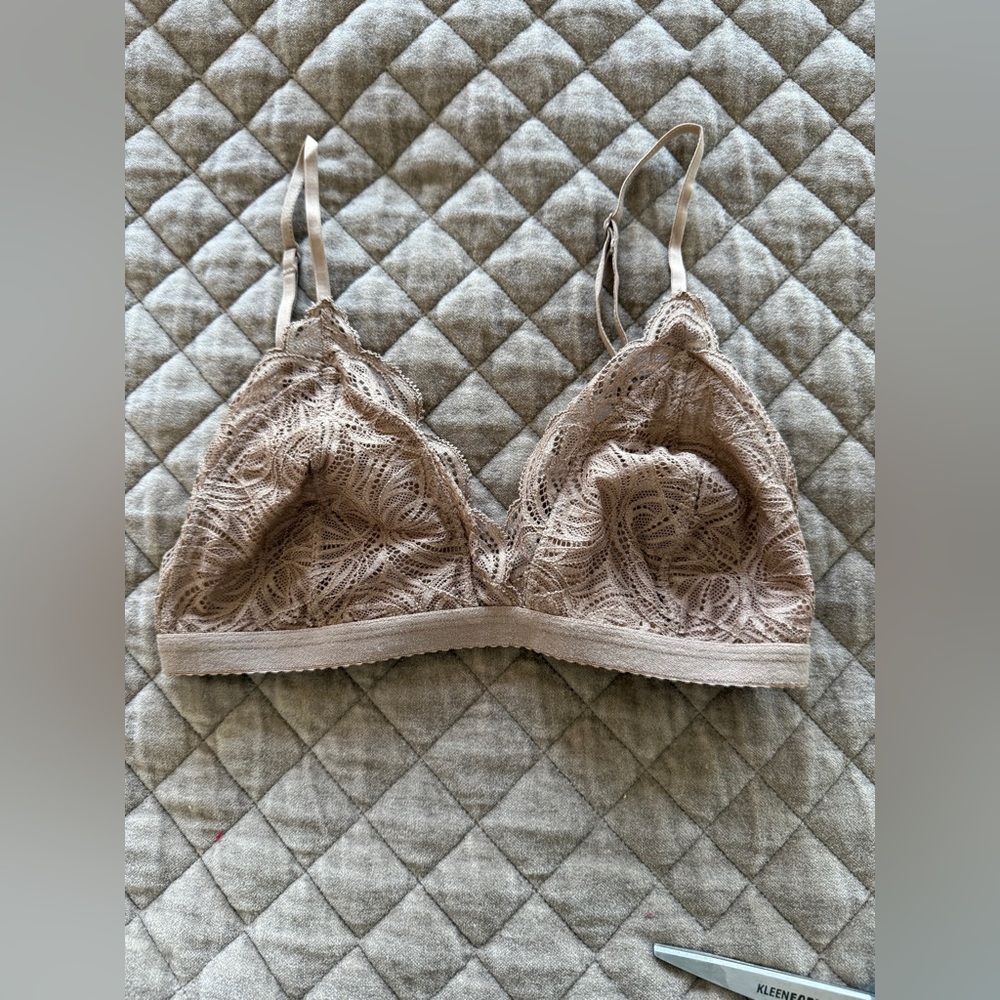 Talula Aritzia Lace Bra in Brown, Sz. S